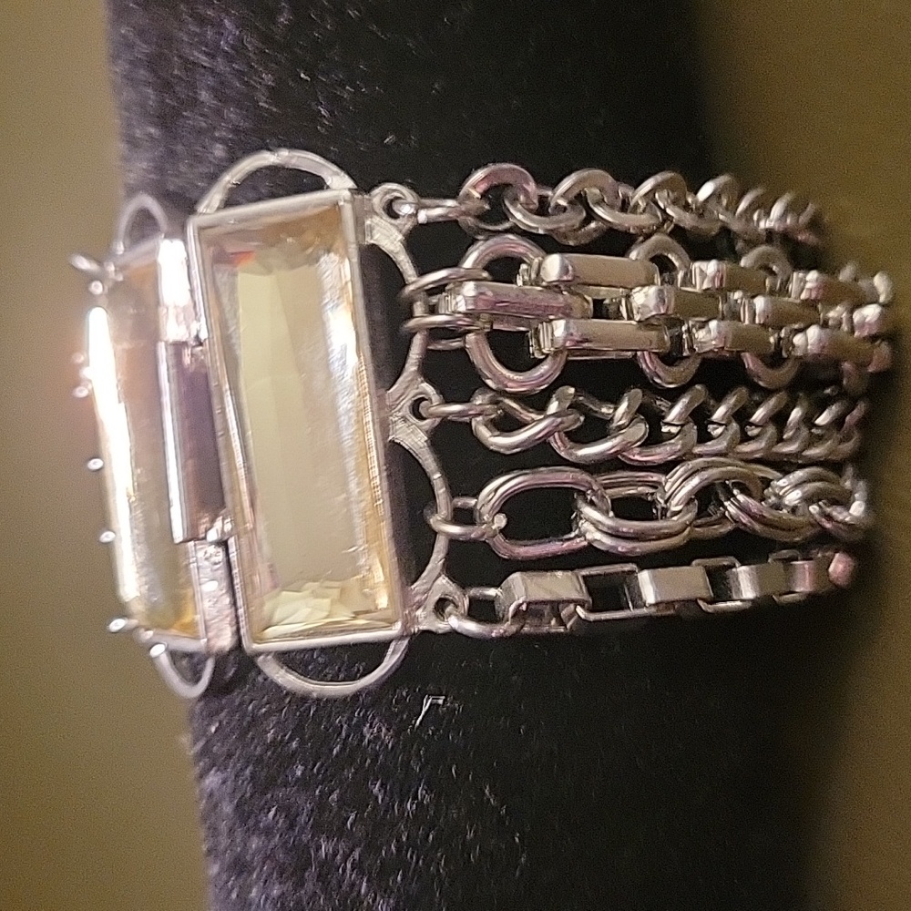 Braclet With 5 Chains - Picture 2 of 6